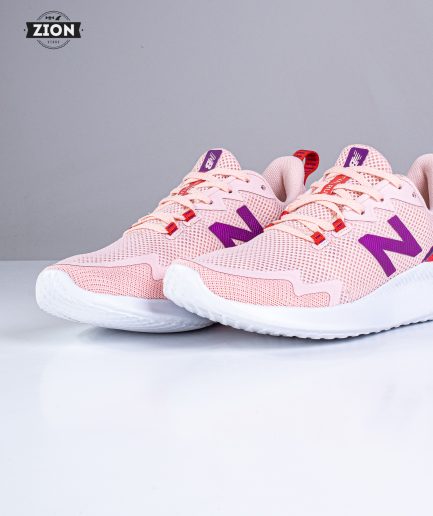 New Balance Ryval Run