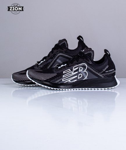 New Balance Echo