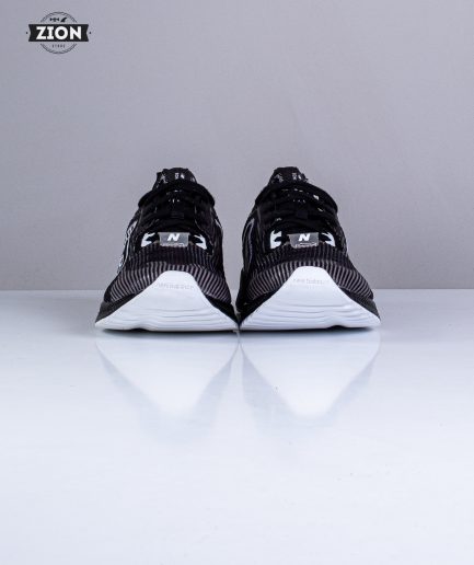 New Balance Echo