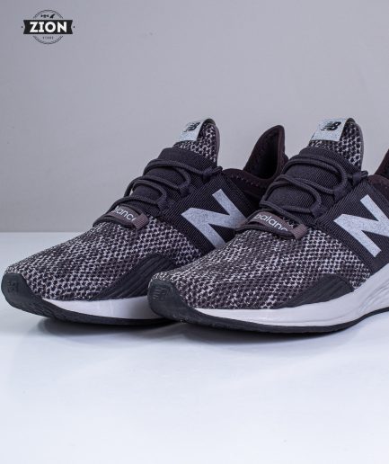 New Balance Roav
